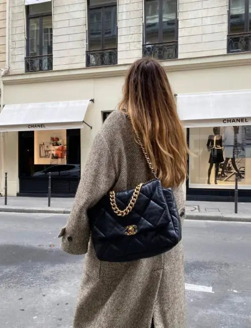 Classic Chanel Flap Bag mysite