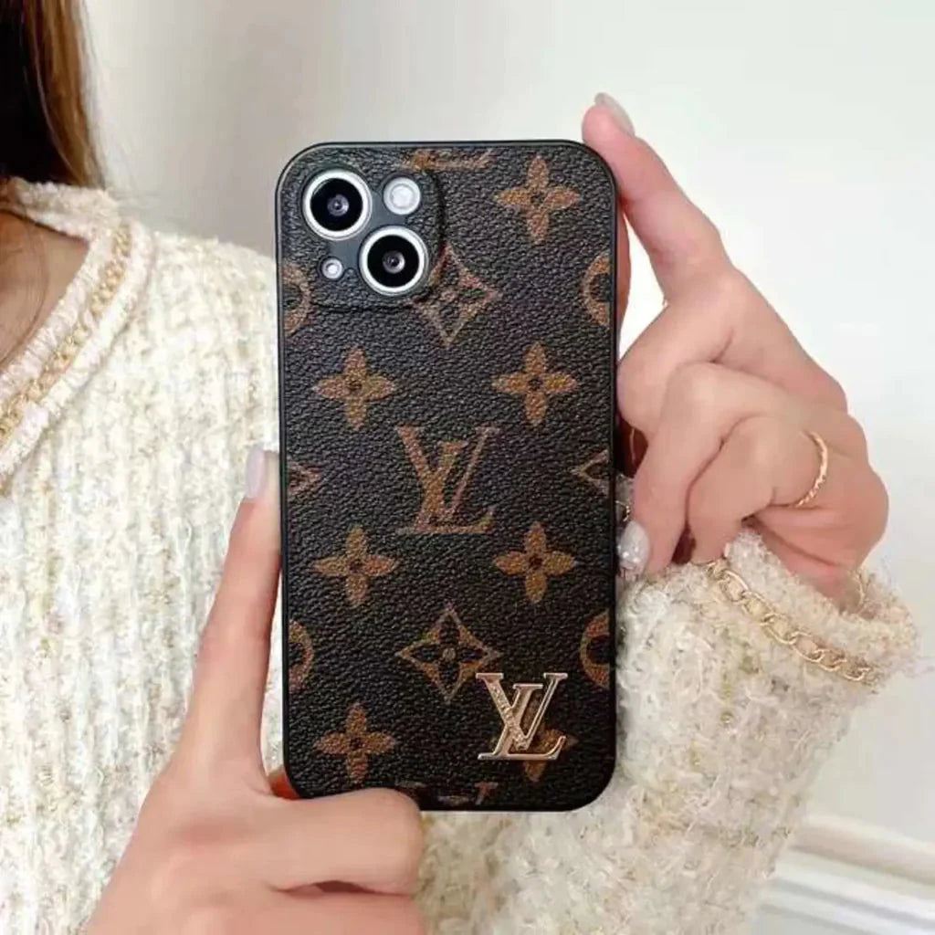 TRADITIONAL LOVE IPHONE CASE WITH CAMERA PROTECTIONs mysite