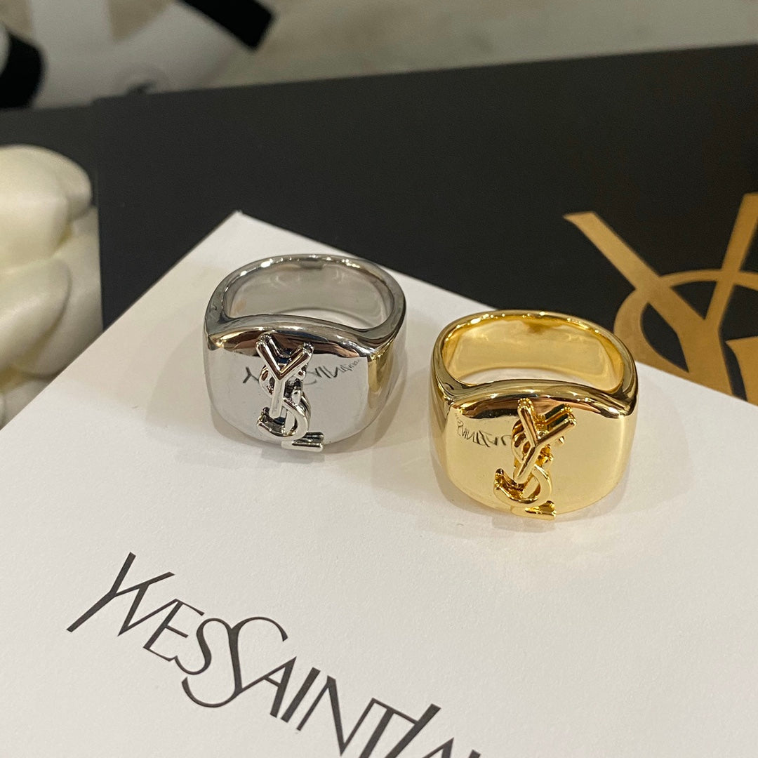 Elegant Letter Logo Closure Rings-s mysite