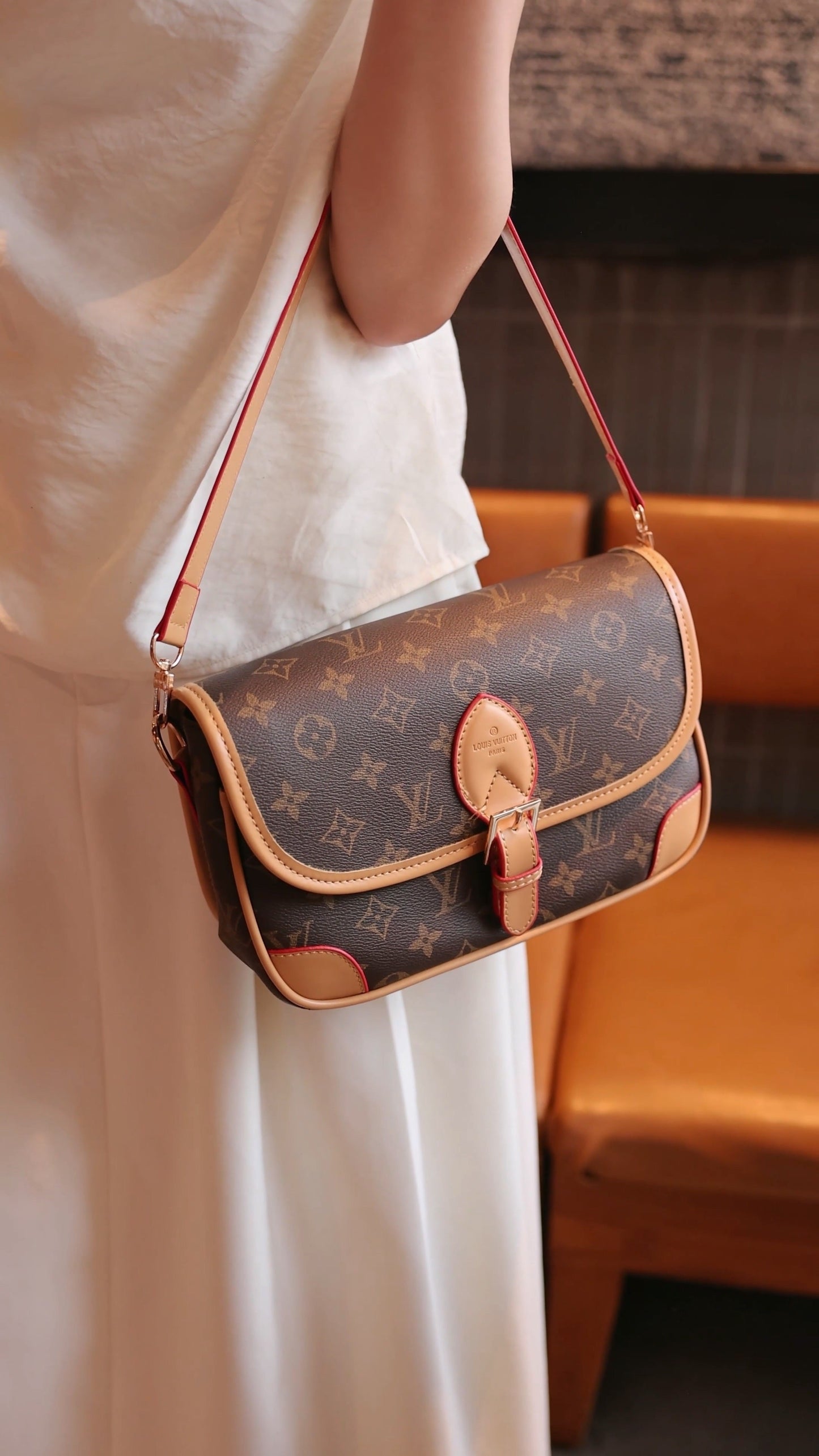 Vintage-Inspired Box Hand bag-1-2 mysite