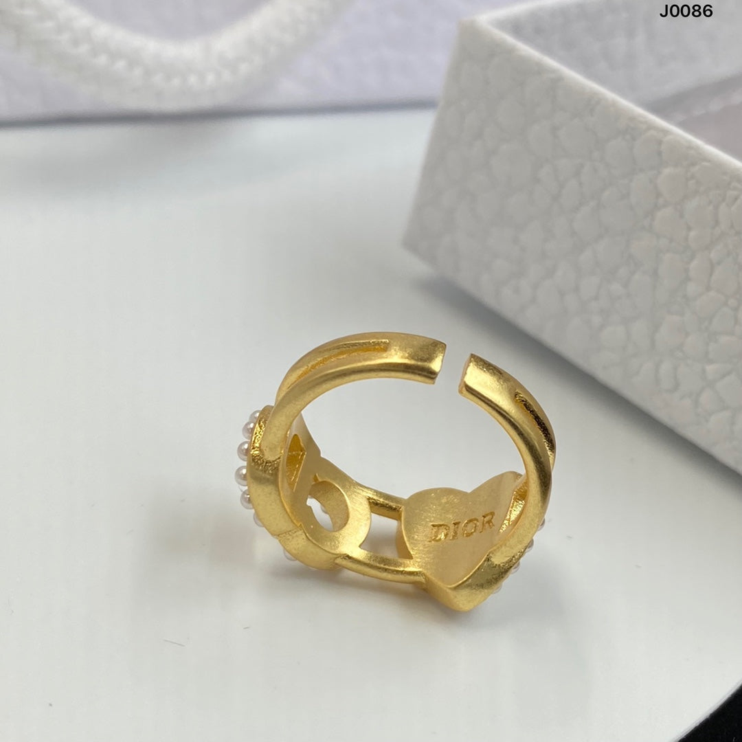 Love Pearl Ring mysite