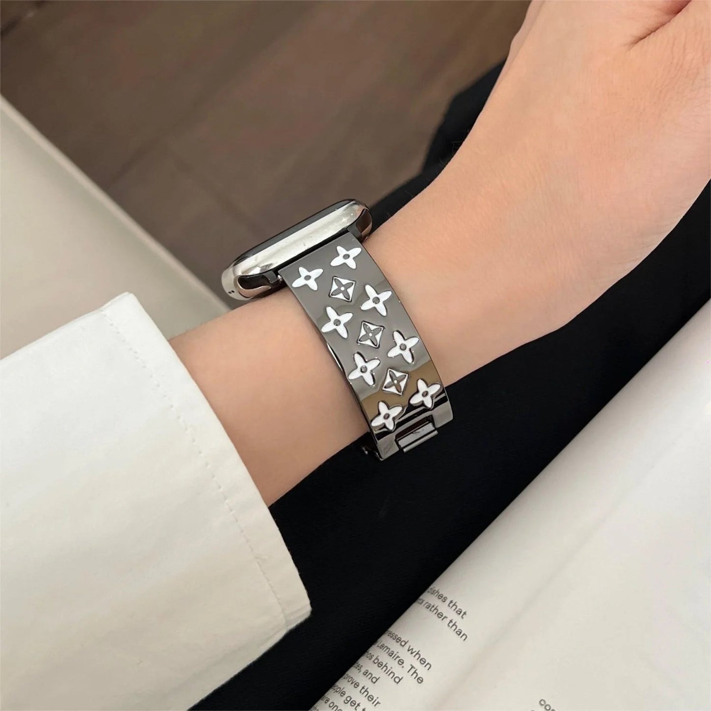 EMBOSSED METAL APPLE WATCH STRAPs-1 mysite