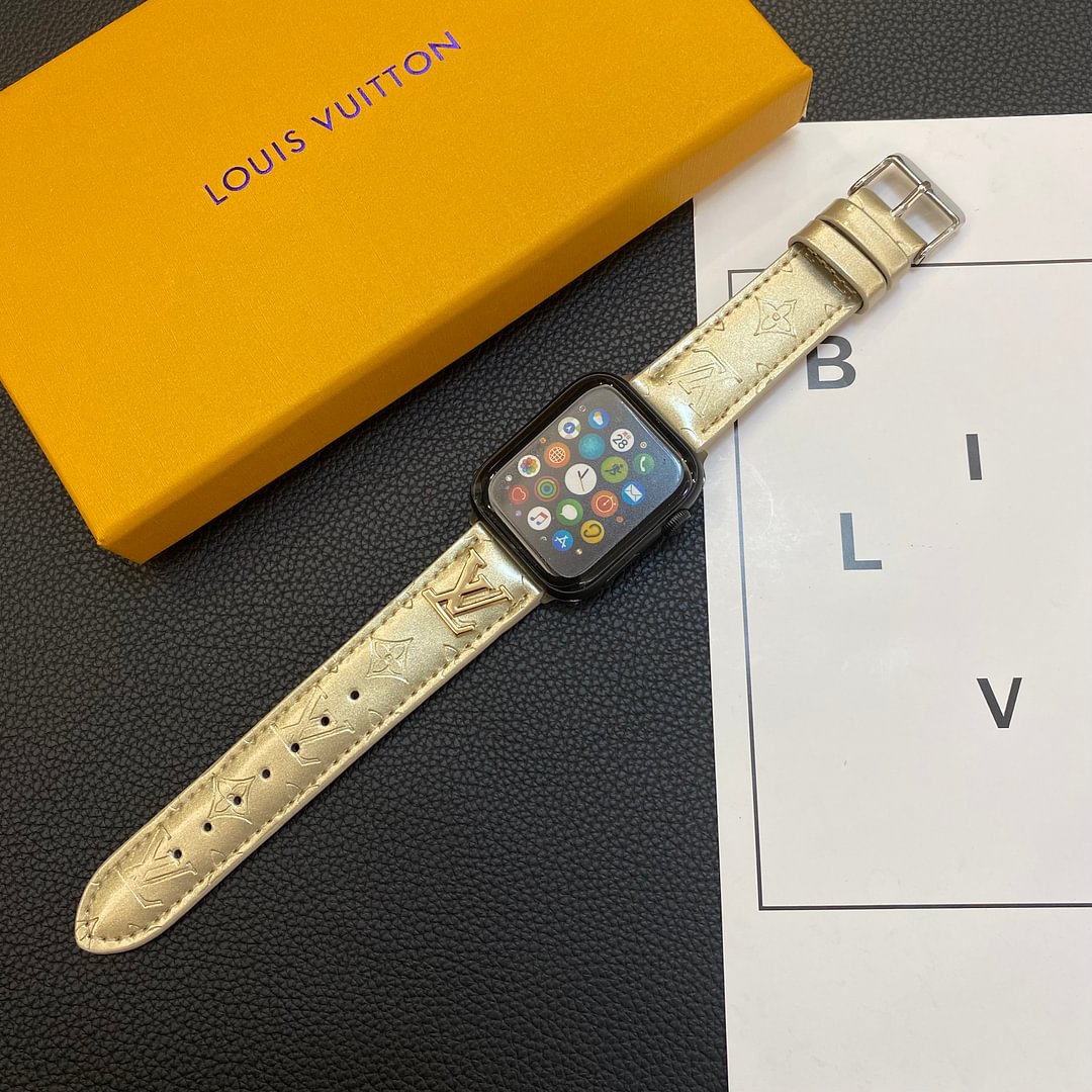 GLOSSY LEATHER APPLE WATCH STRAP LUXURY METAL LOGOs-1 mysite