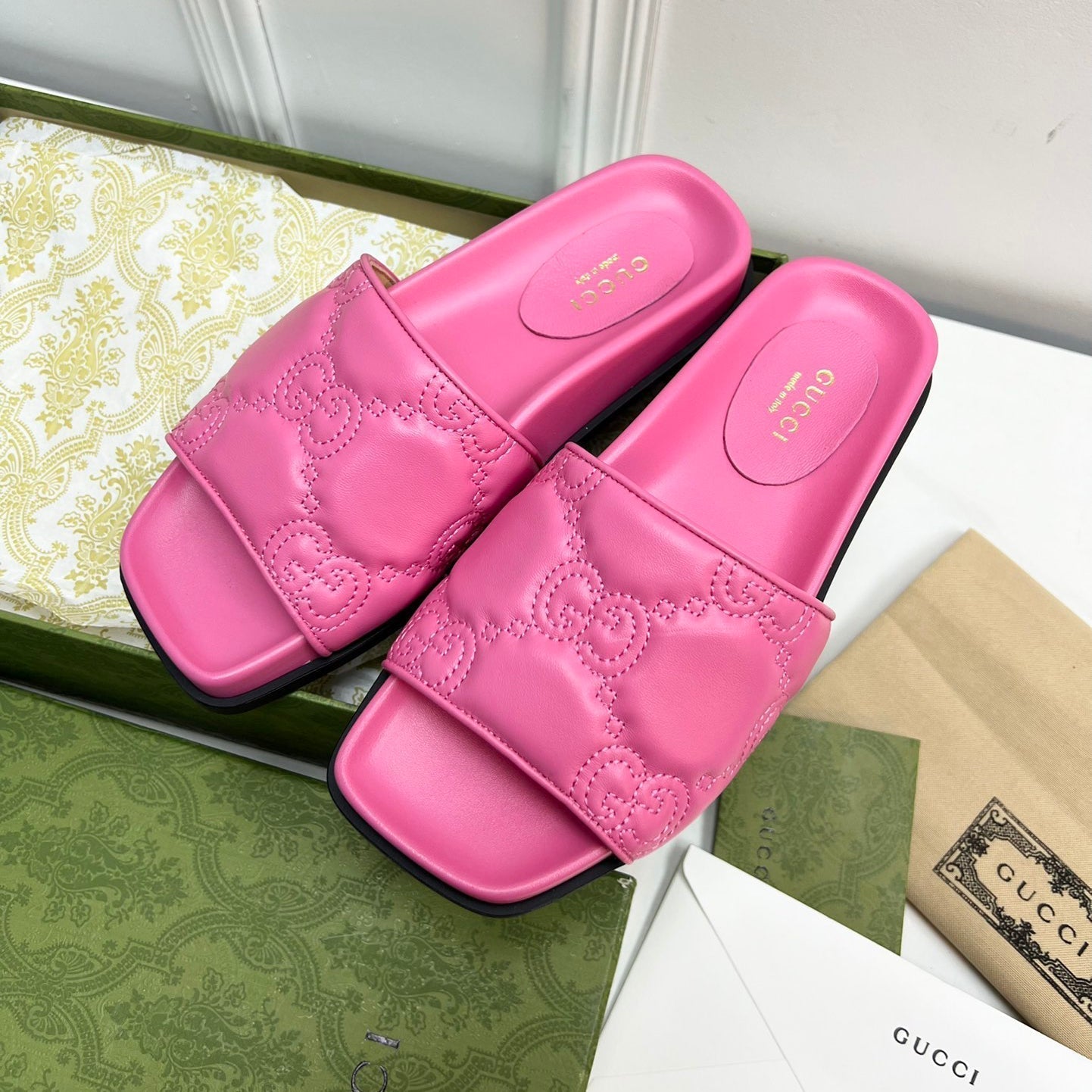 Trendy Embos-1s-1ed Flat Slippers-1 mysite