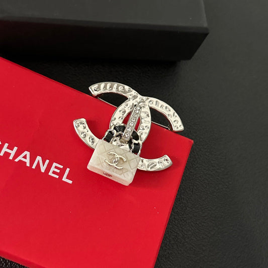 Elegant Bag Brooch-1-s mysite