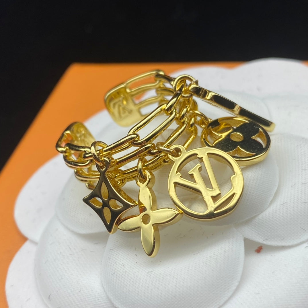 Classic Key Monogram Pendant Rings-s mysite