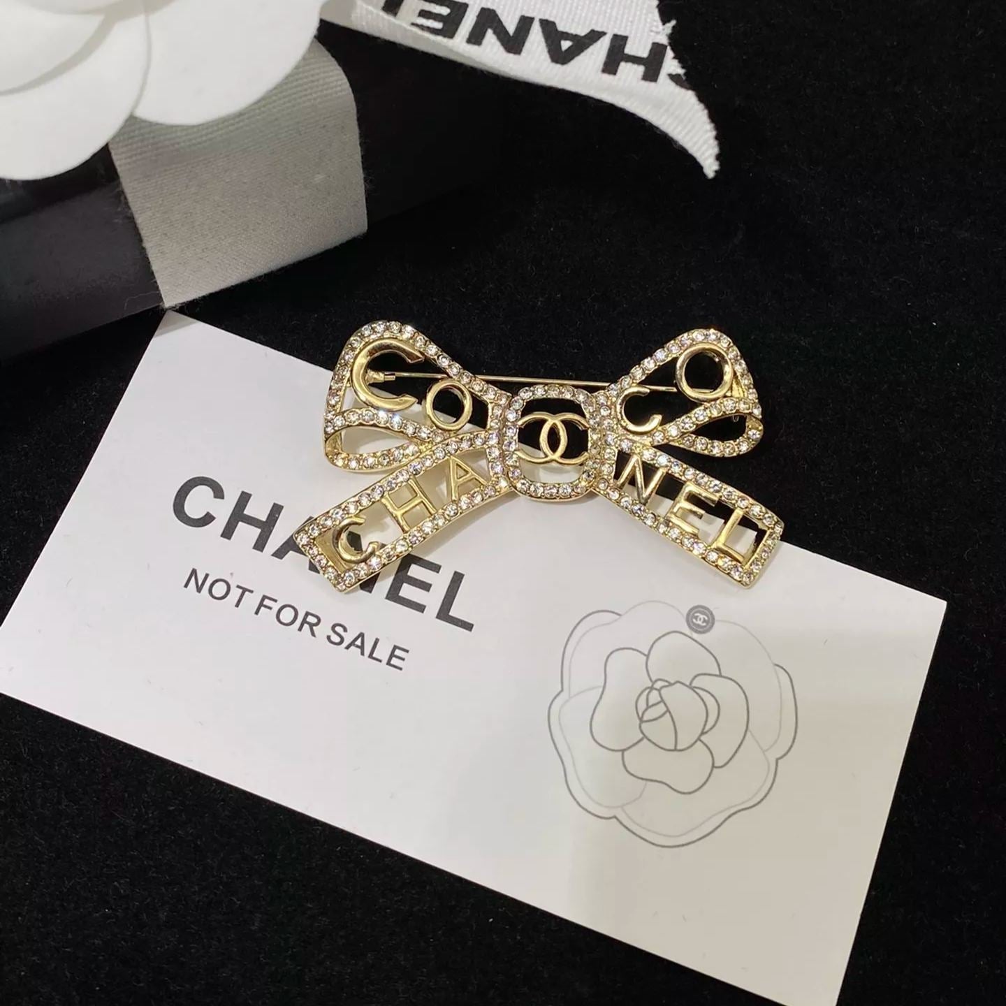 Special Openwork Bow Brooch-1-s mysite