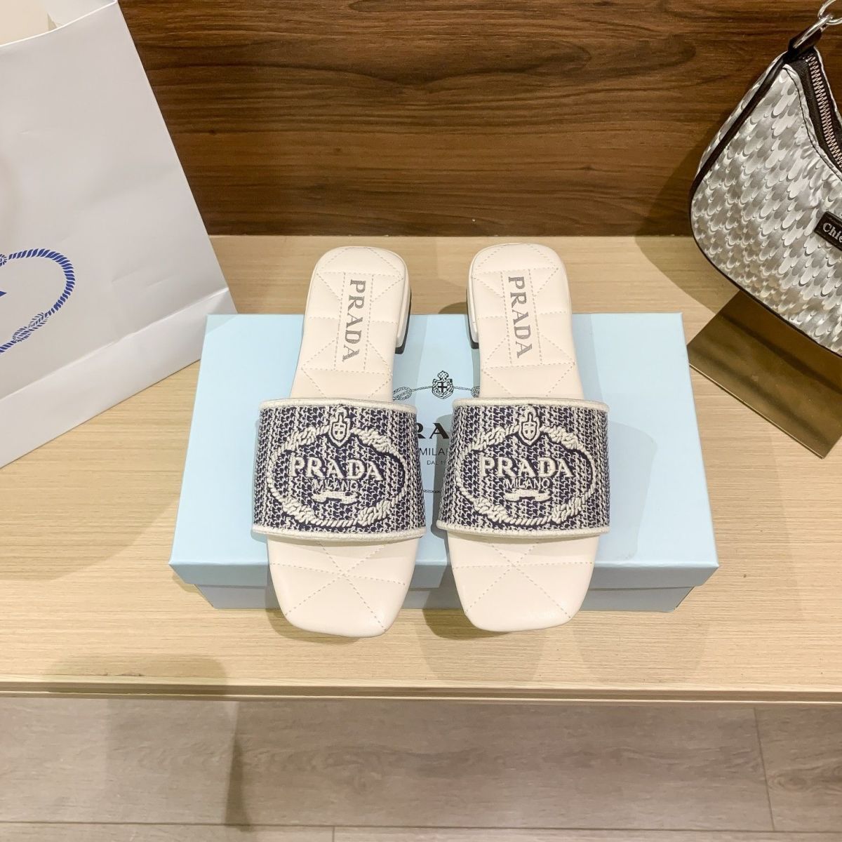 Letter Embroidery Flat Slippers-1 mysite