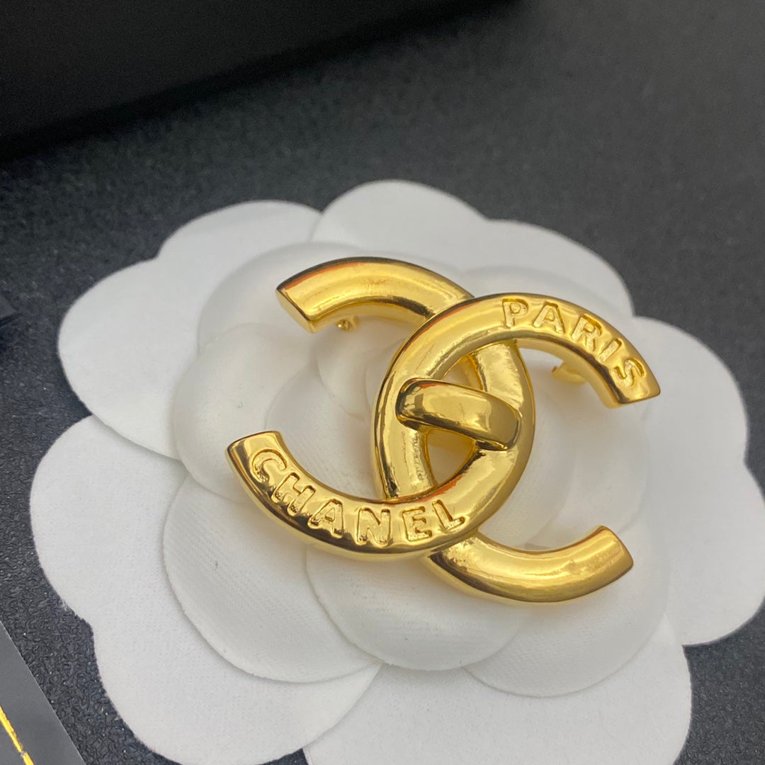 Electroplated Lettering Golden Brooch-1-s mysite