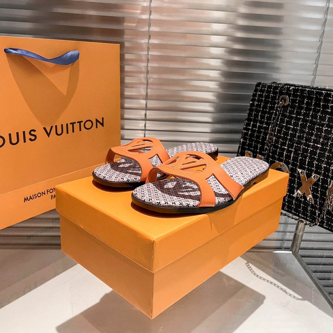 Cutout Letter Printed Slippers-1 mysite