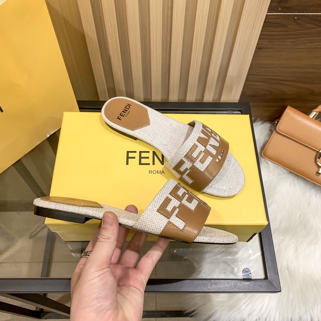 Monogrammed Clas-1s-1ic Flat Slippers-1 mysite