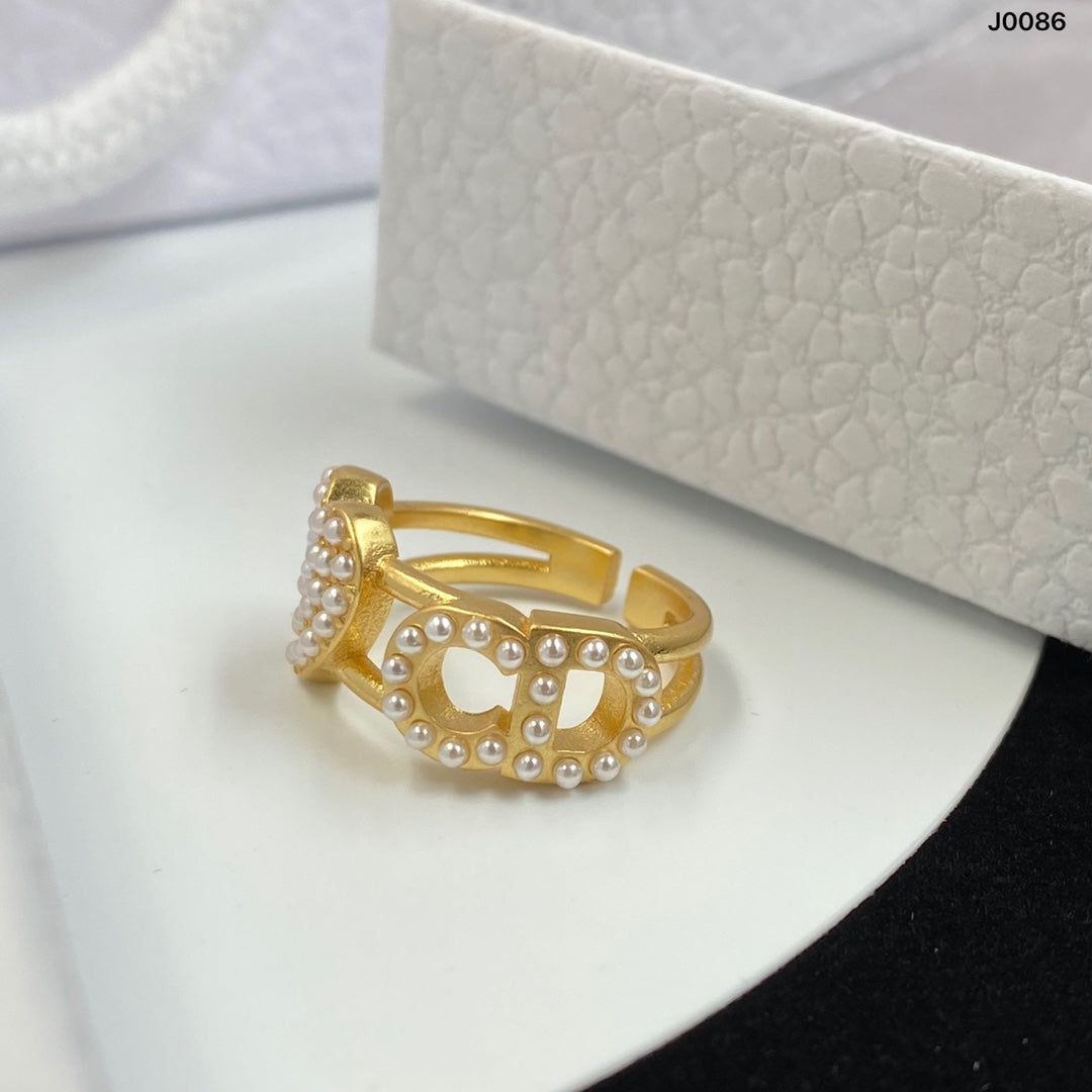 Love Pearl Ring mysite