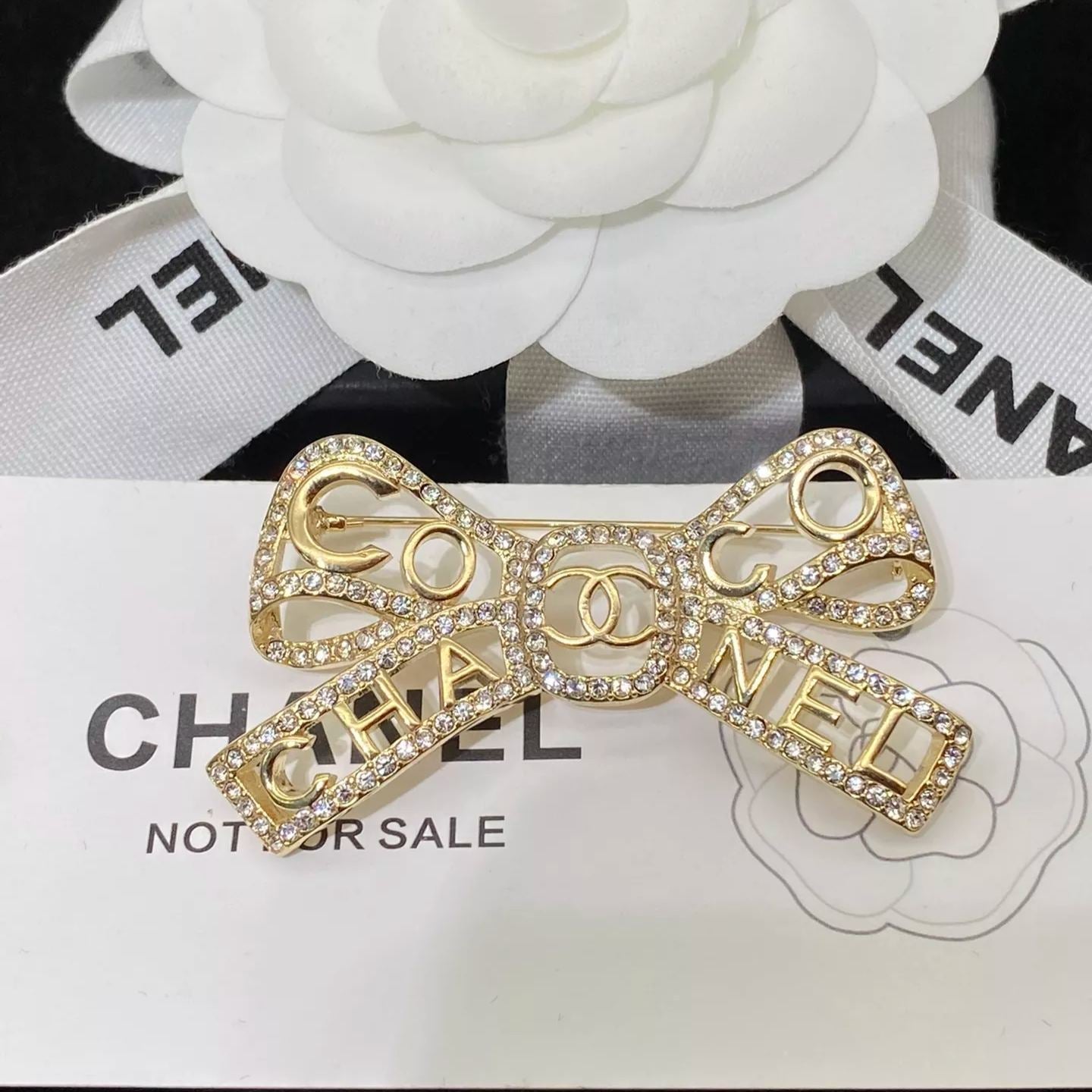 Special Openwork Bow Brooch-1-s mysite