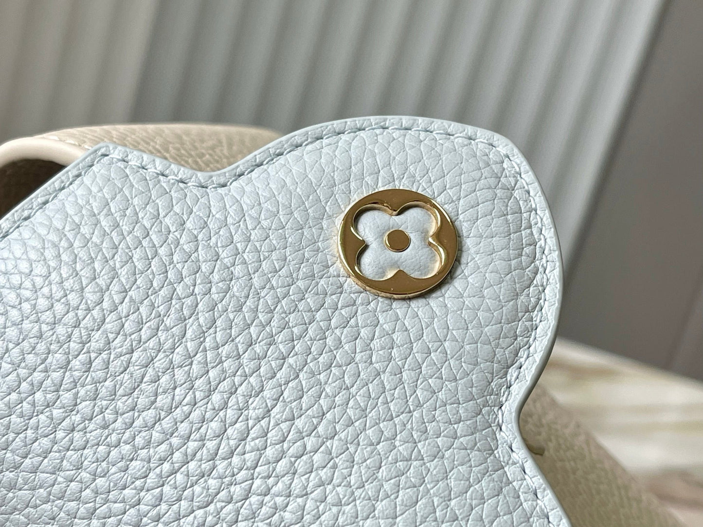 CAPUCINES MINI 21 CREAM CLOUD BLUE TAURILLON GOLD  HARDWARE mysite