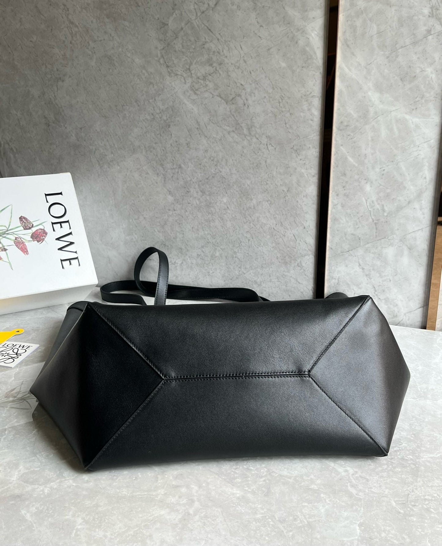 LOEW PUZZLE FOLD TOTE IBLACK SHINY CALFSKIN mysite