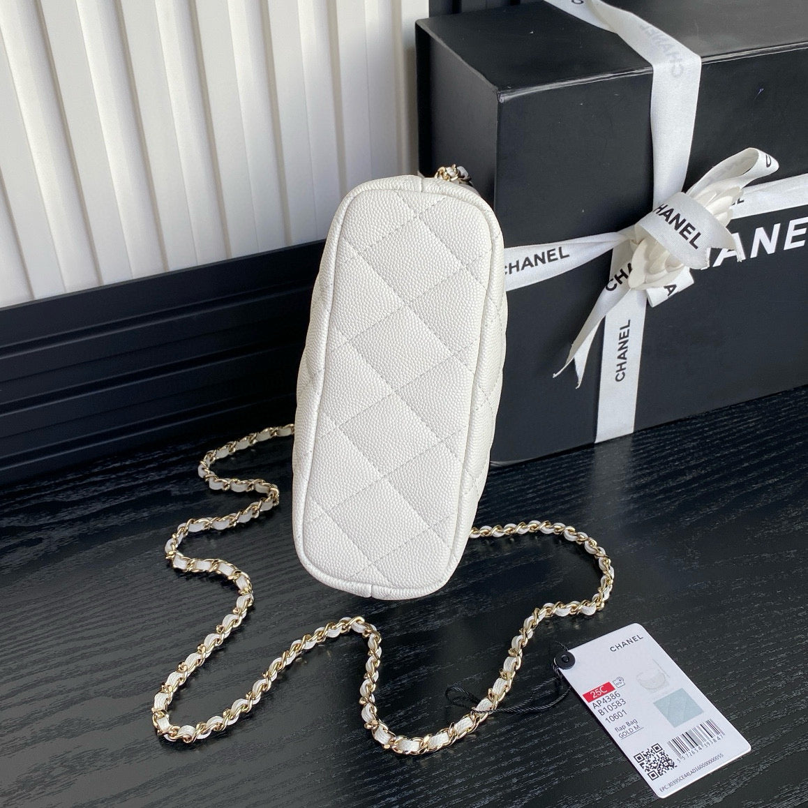 CC 25C Hobo Bag 21.5cm Top Handle White Grained Calfskin mysite
