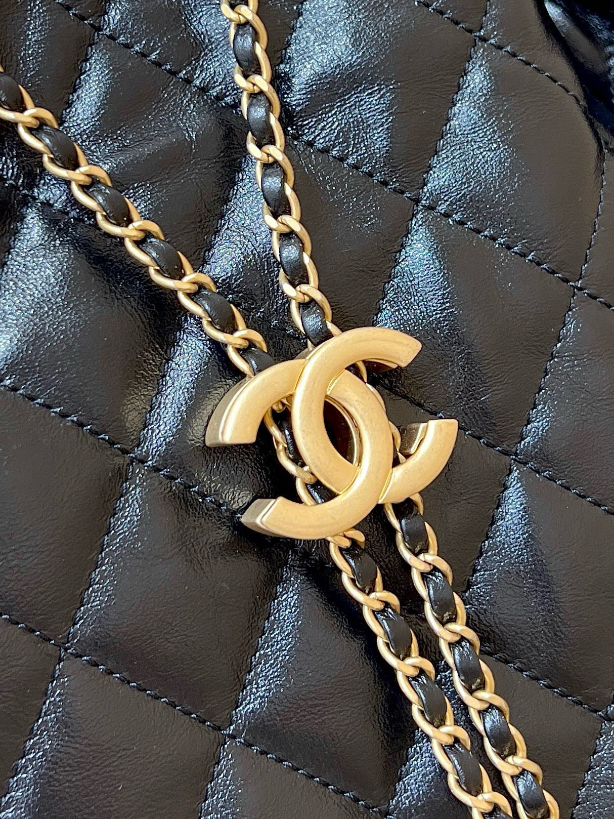 CC 25C Hobo Bag Large 40cm Balck Polished Calfskin Gold Hardware mysite
