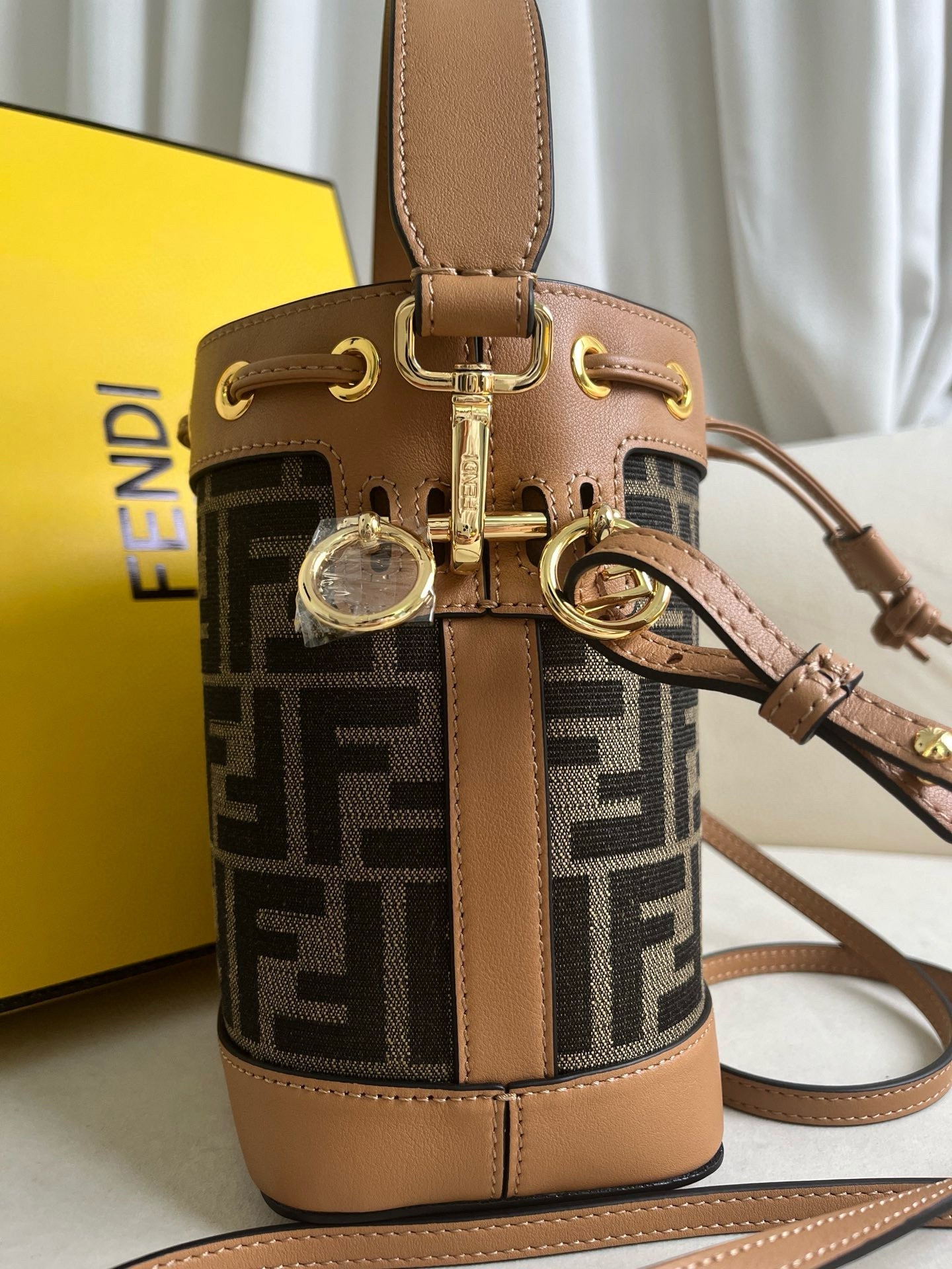 MON TRESOR 18 IN BROWN CALFSKIN mysite