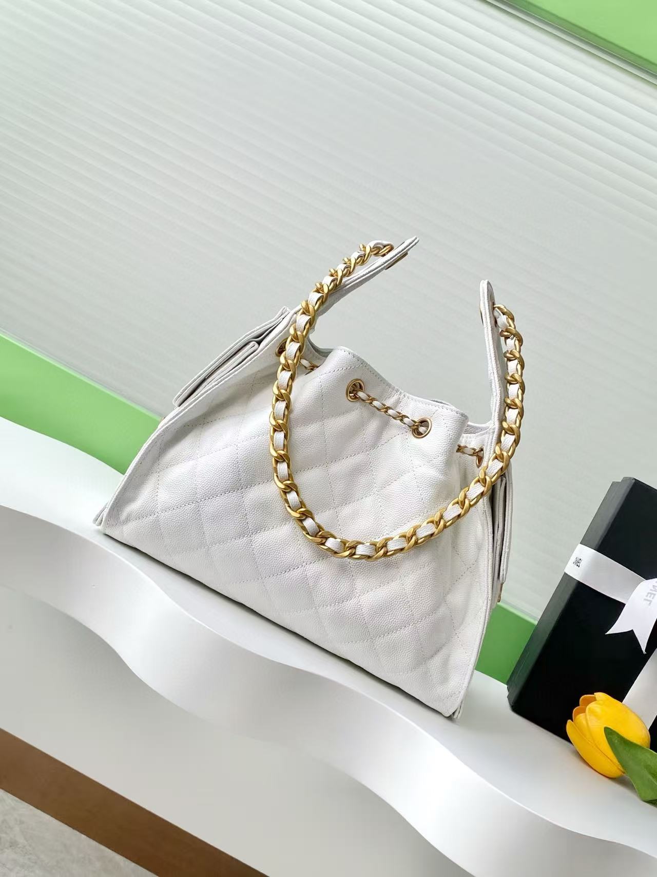 CC 25C Hobo Bag 30cm White Grained Calfskin mysite