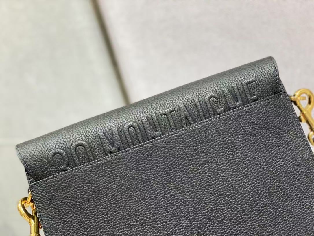 CD Bobby Bag Black Pebbled Leather Gold Hardware mysite