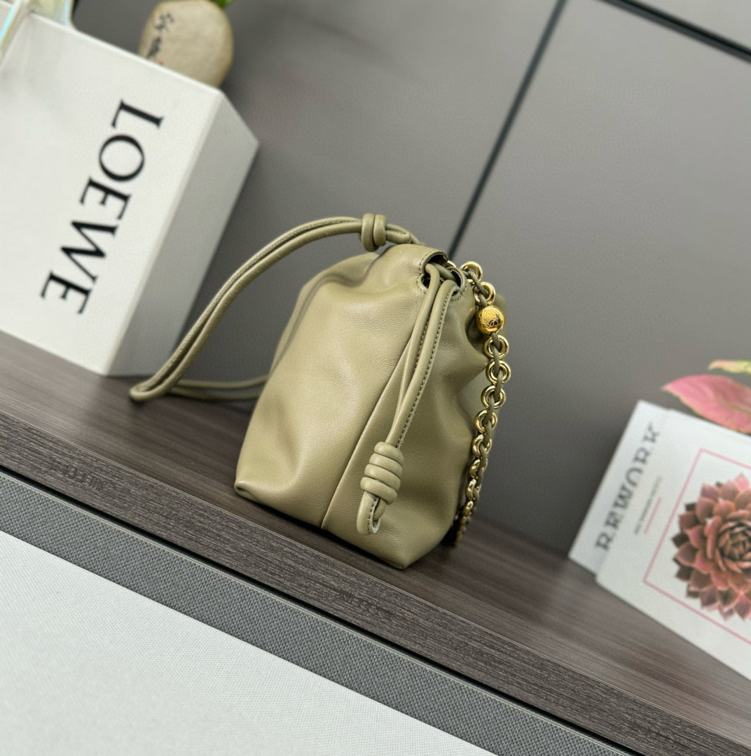 Loewe Flamenco Lucky Bag 30 Eucalyptus Green Nappa Lambskin mysite