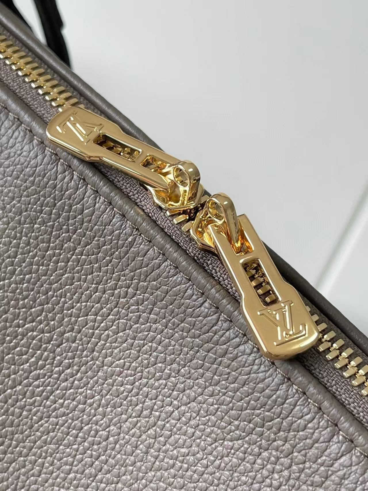 LV Express Bag 26cm Soft Gray Mix Brown Calfskin mysite