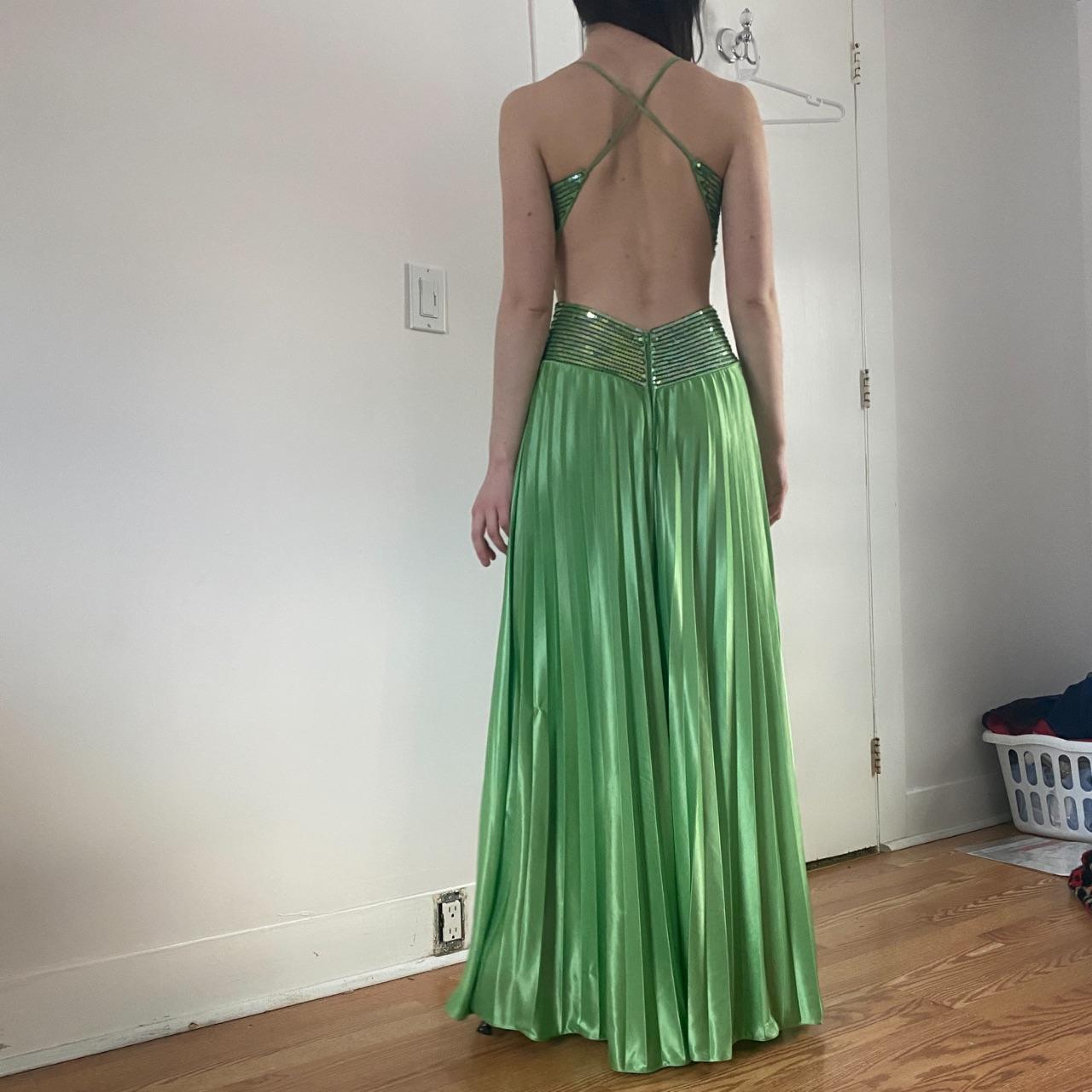 Green Vintage Fashion Playful Deep V Exquisite Beaded Sequin Camisole Long Backless Satin Fairy Ball Gown Prom Dress Evening Gown Birthday Party Dress gh3960s mysite