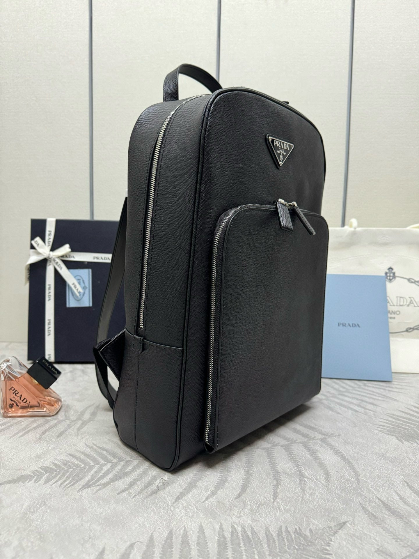 Prada Triangle-Logo Zipped Backpack Black Saffiano leather mysite