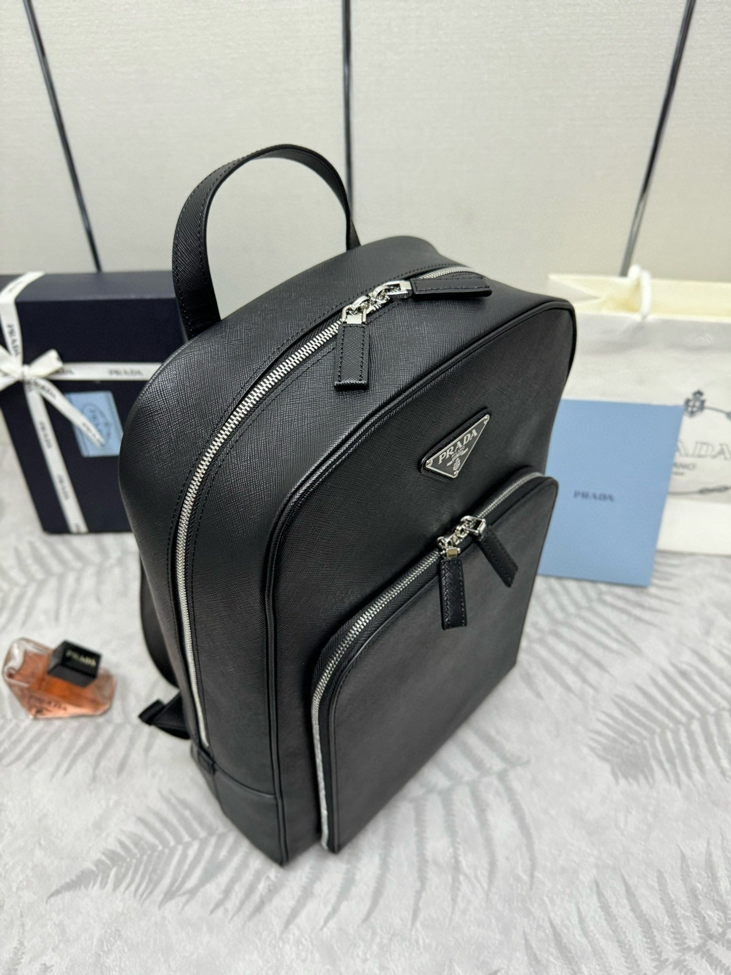 Prada Triangle-Logo Zipped Backpack Black Saffiano leather mysite