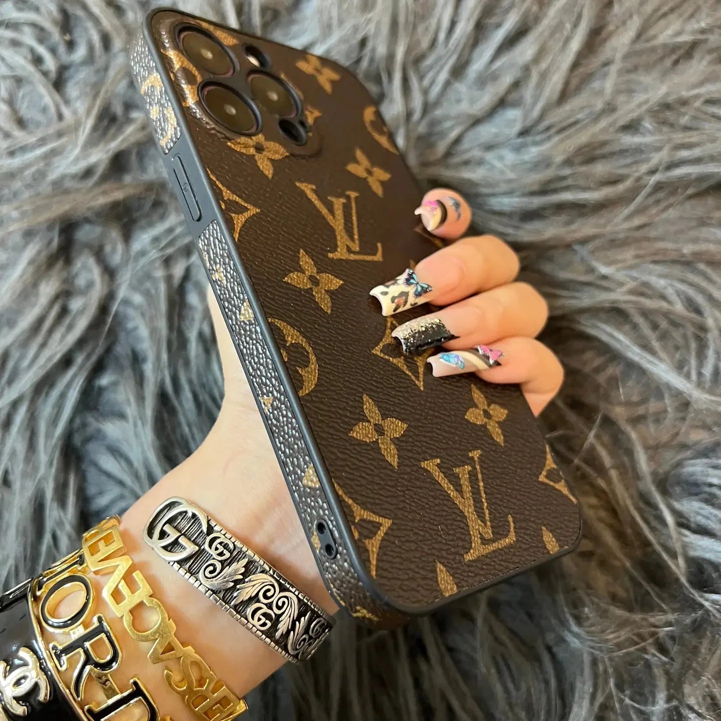 TRADITIONAL LOVE IPHONE CASE WITH CAMERA PROTECTIONs mysite
