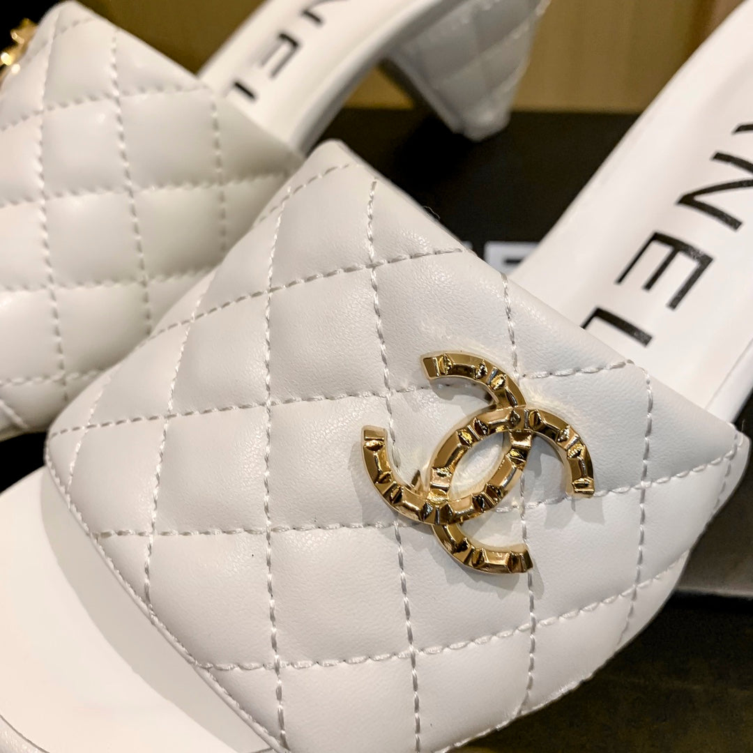 Diamond Leather Triangle Heel Slippers-1 mysite