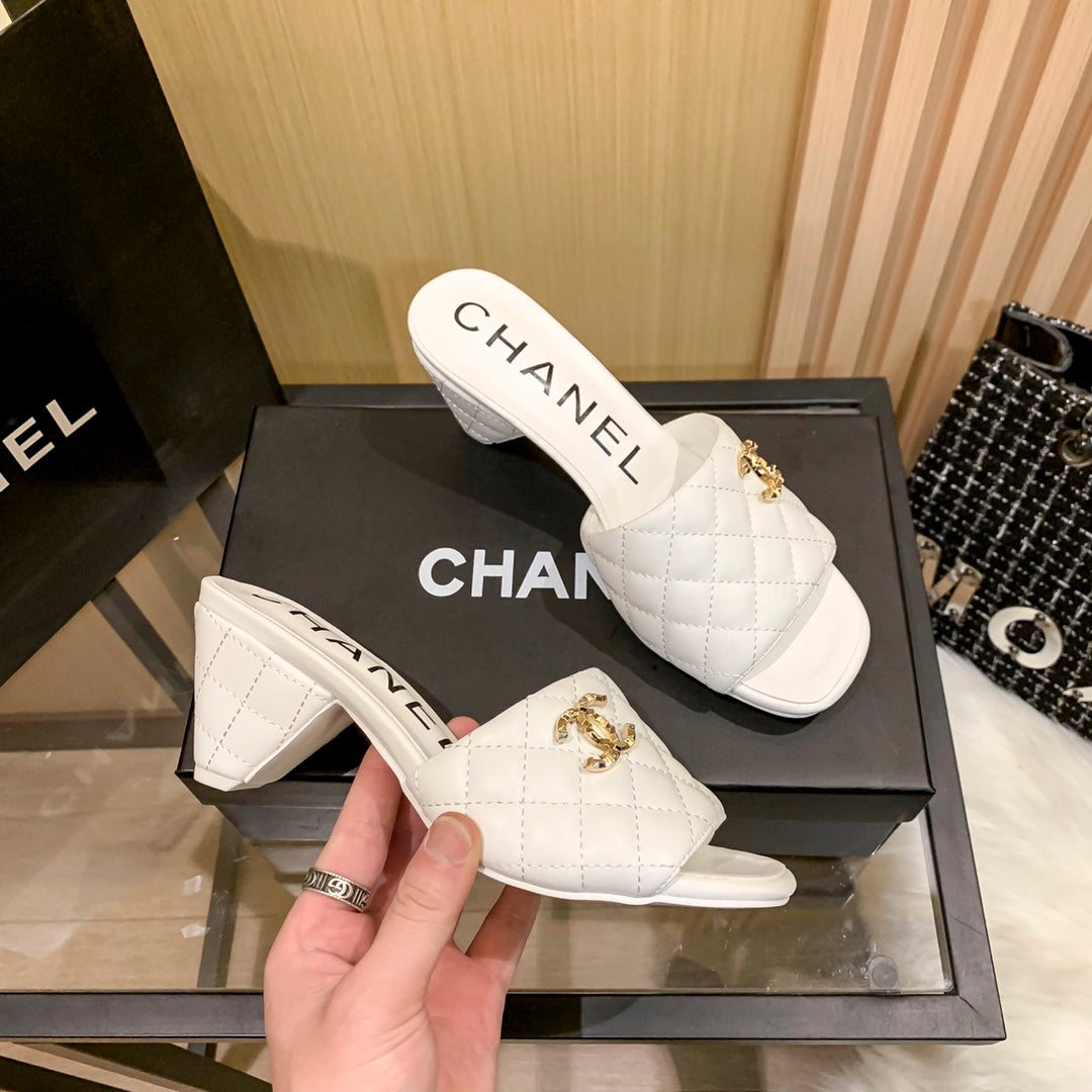 Diamond Leather Triangle Heel Slippers-1 mysite