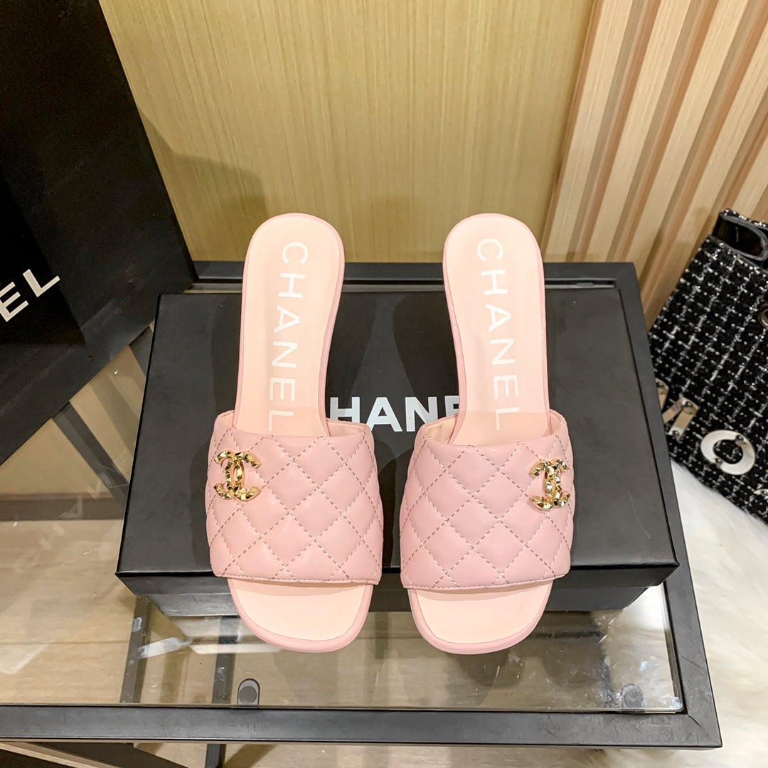 Diamond Leather Triangle Heel Slippers-1 mysite