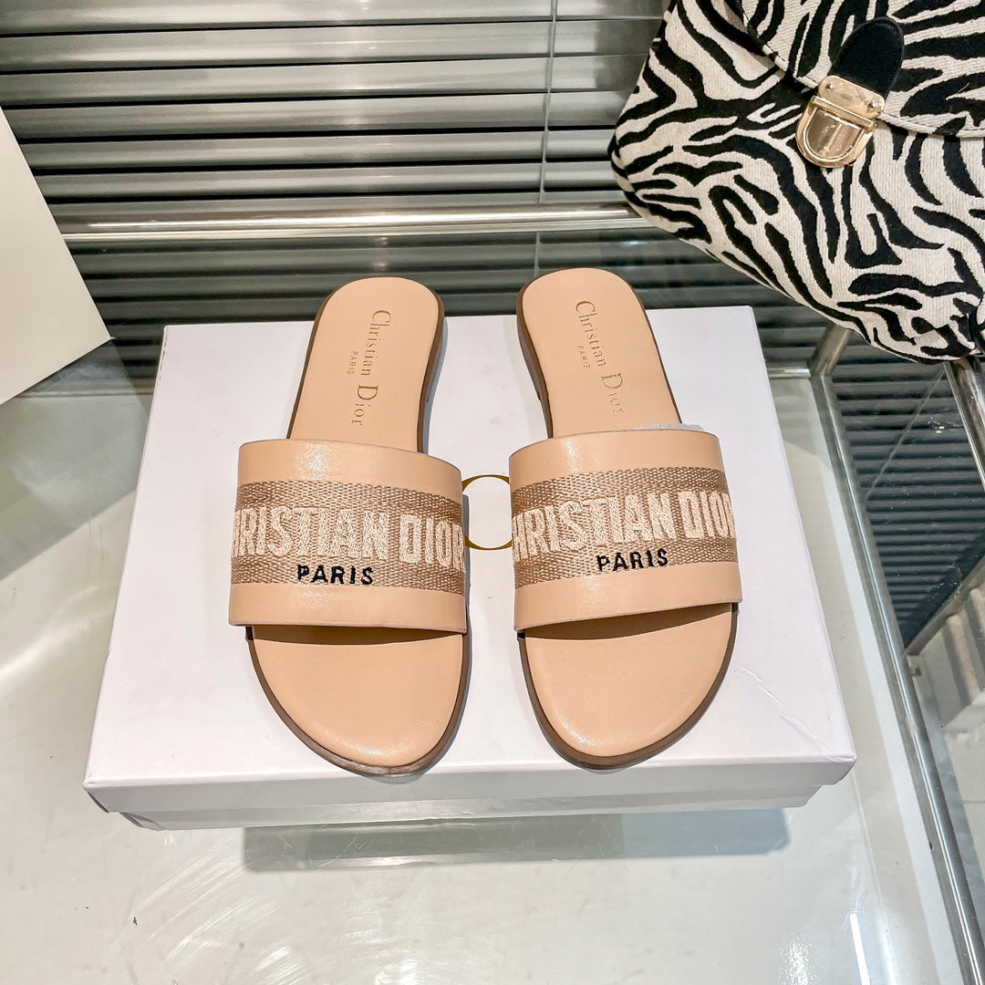 Solid Colors-1 Calfs-1kin and Embroidered Cotton Slippers-1 mysite