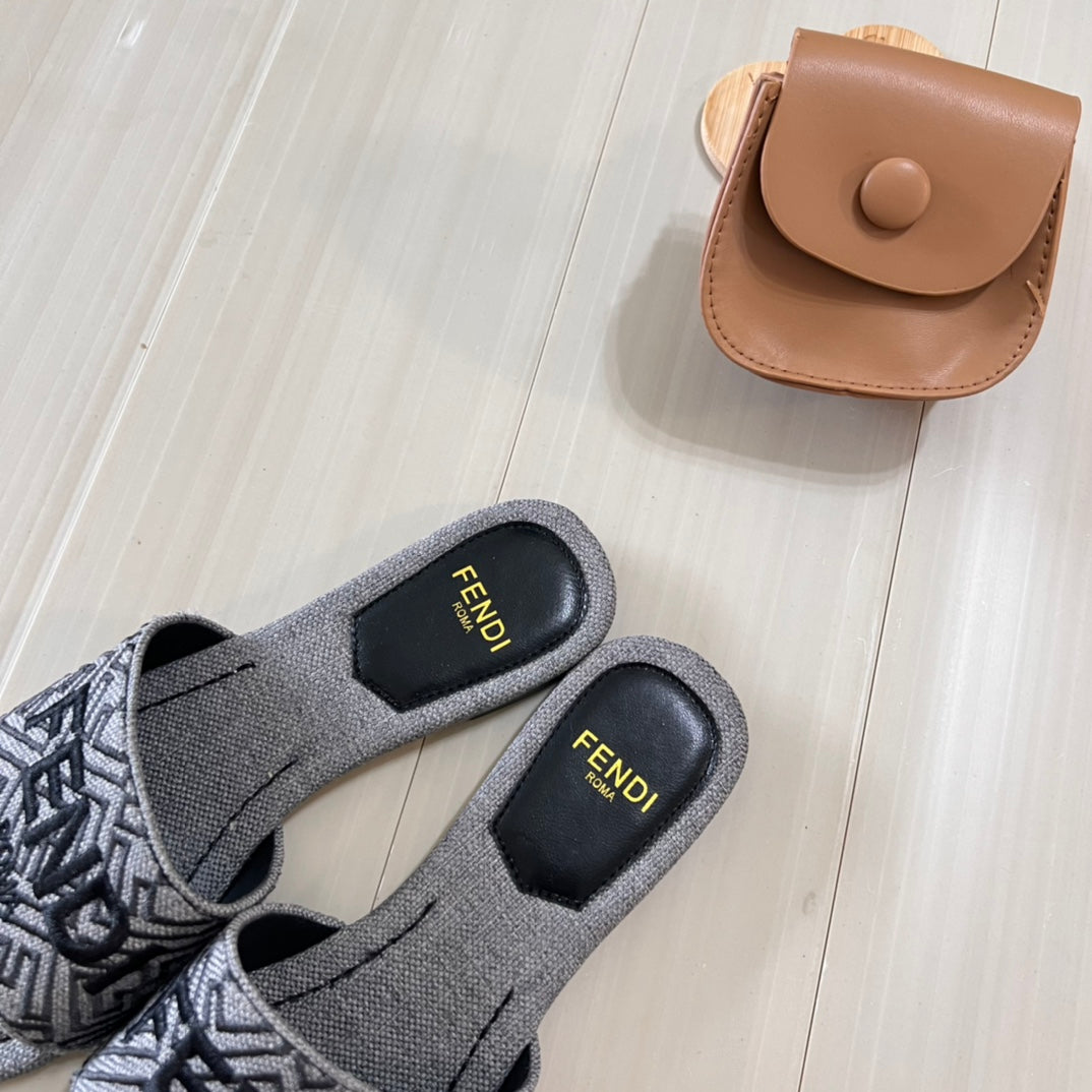 Canvas-1 F Printed Flat Slippers-1 mysite