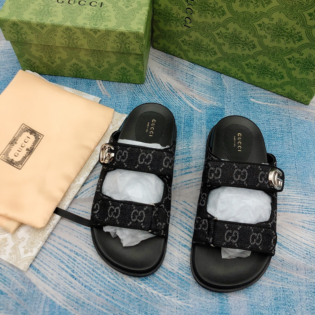 Vintage G Embos-1s-1ed Velcro Sandals-1 mysite