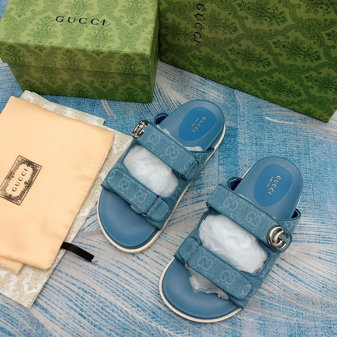 Vintage G Embos-1s-1ed Velcro Sandals-1 mysite