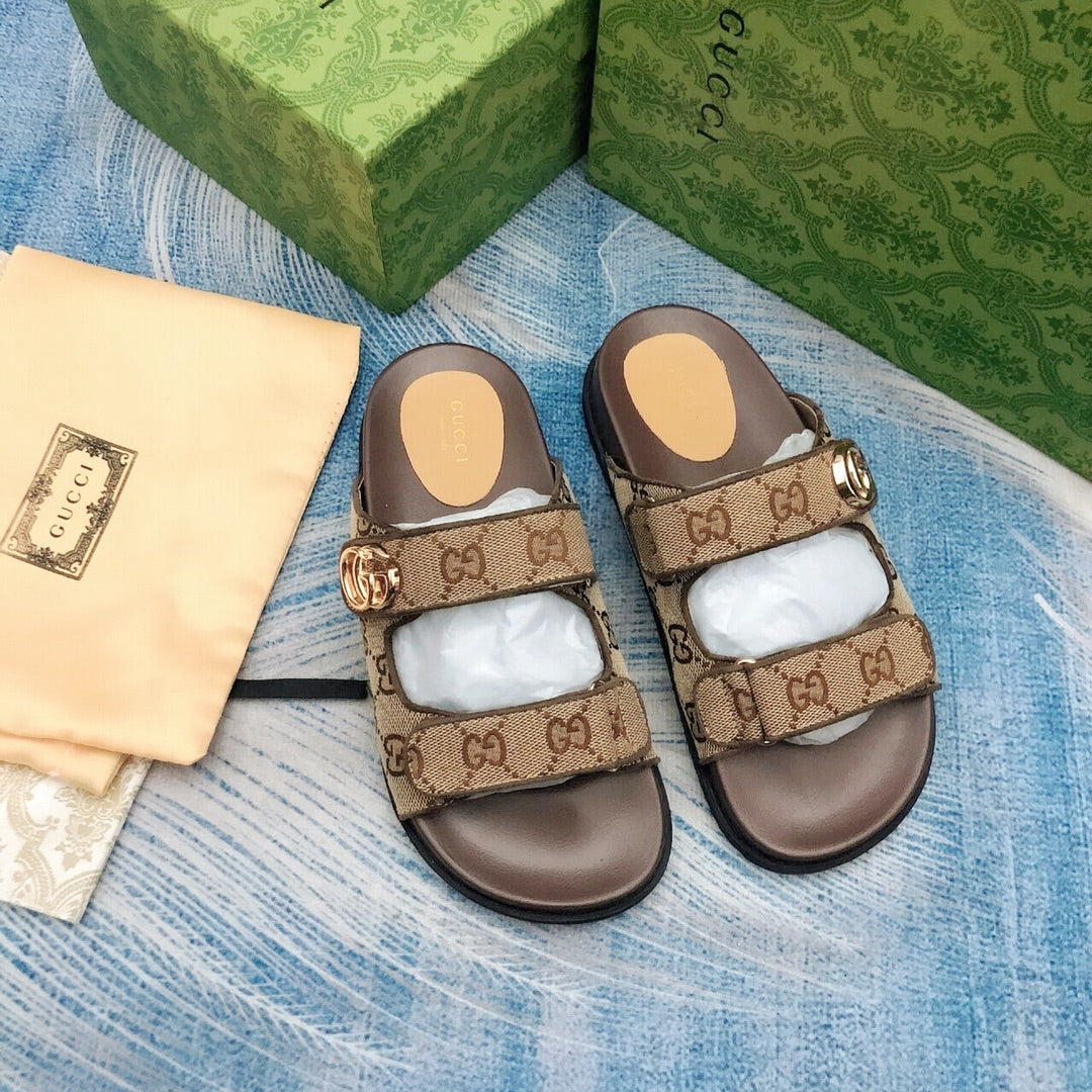 Vintage G Embos-1s-1ed Velcro Sandals-1 mysite