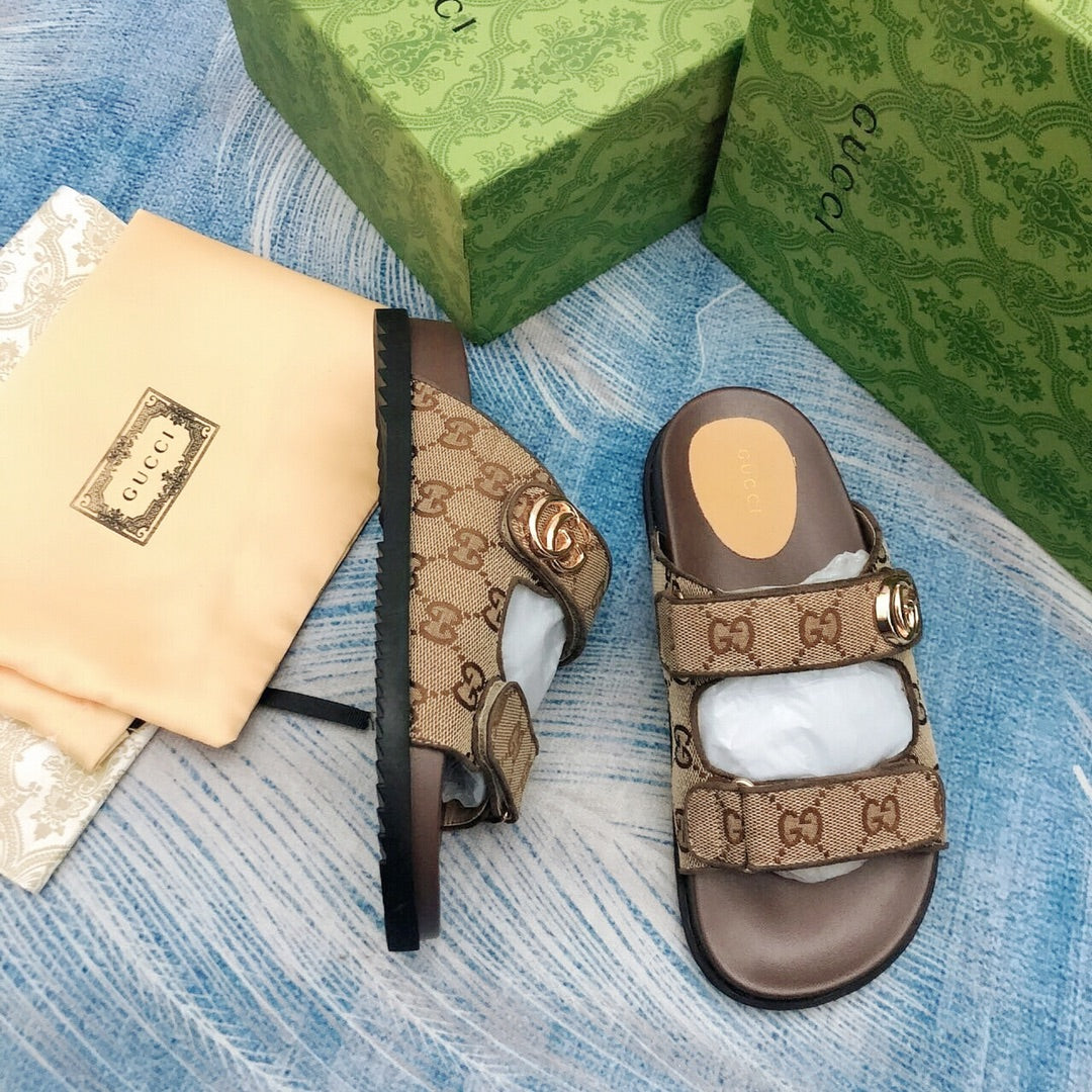 Vintage G Embos-1s-1ed Velcro Sandals-1 mysite