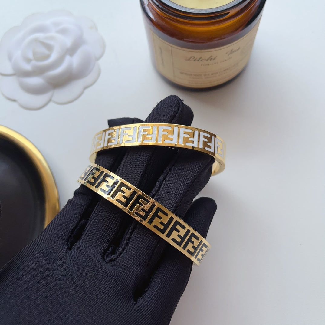 Enamel embossed titanium steel bracelet-s mysite