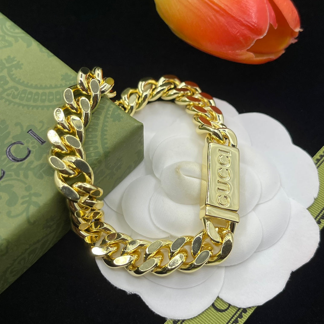 Retro embossed universal bracelet-s mysite