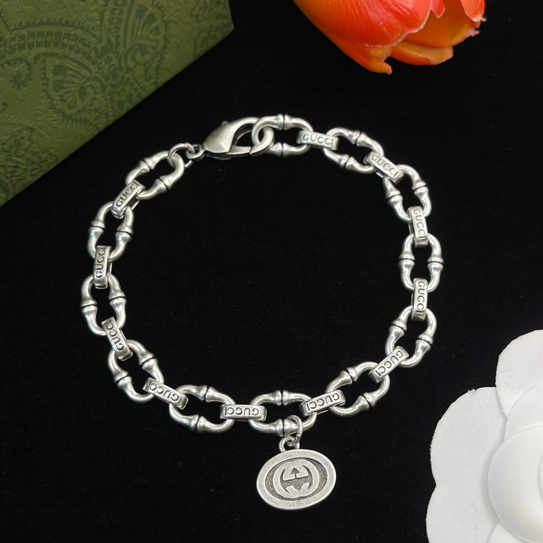 Retro embossed universal bracelet-s mysite