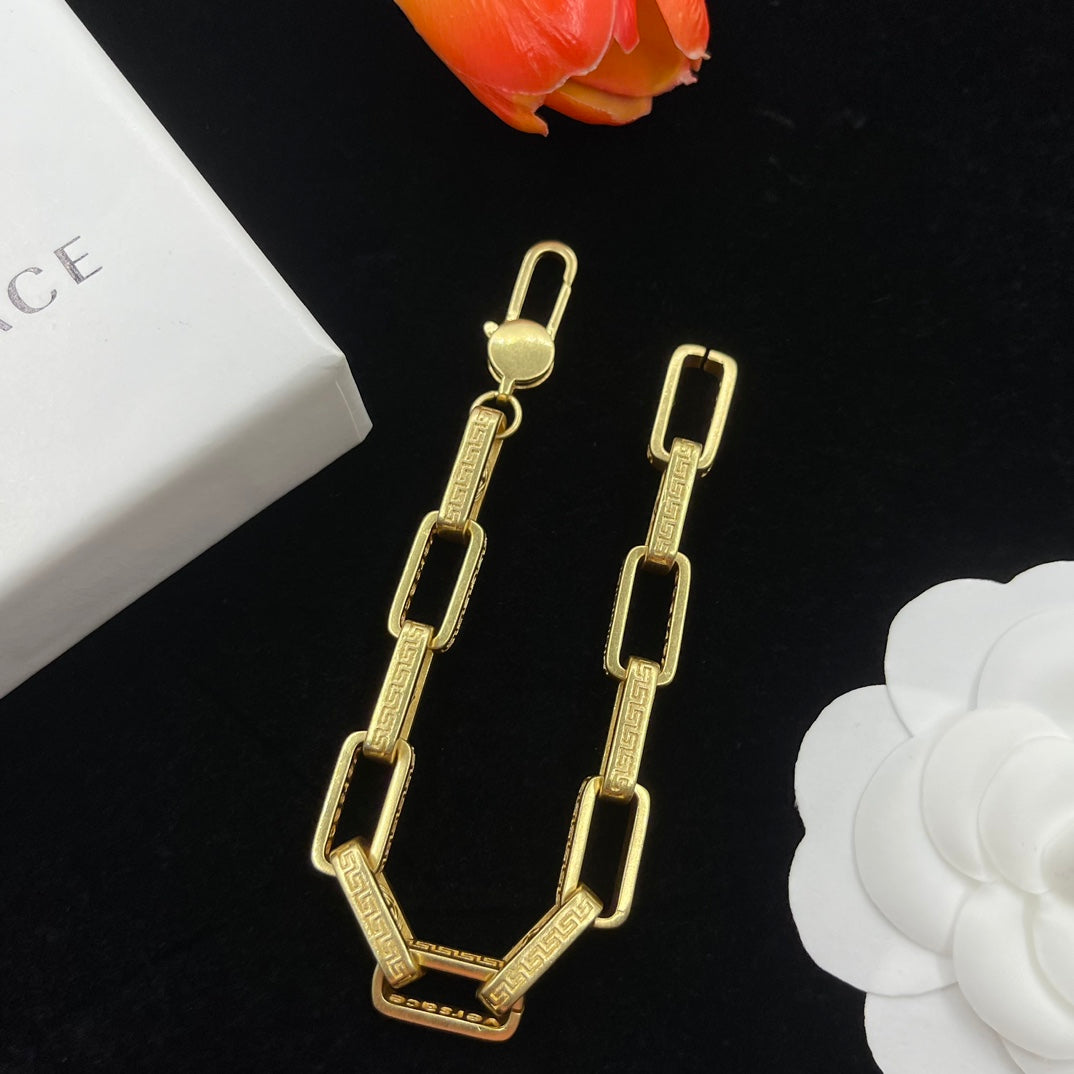 Retro distressed universal bracelet-s mysite