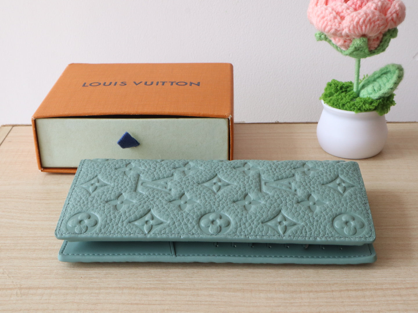 LV Brazza Wallet Monogram Grained Taurillon Cowhide mysite