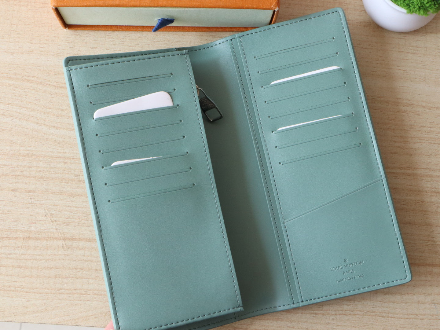 LV Brazza Wallet Monogram Grained Taurillon Cowhide mysite