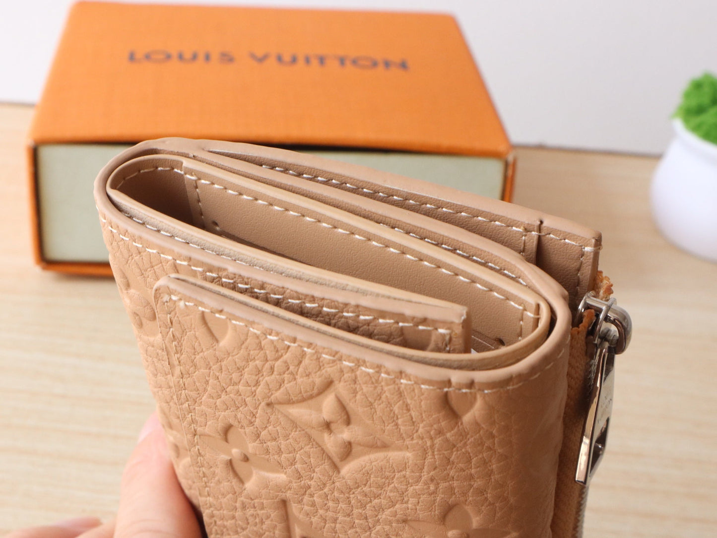 LV Portefeuille Pilot Monogram Grained Taurillon Cowhide mysite