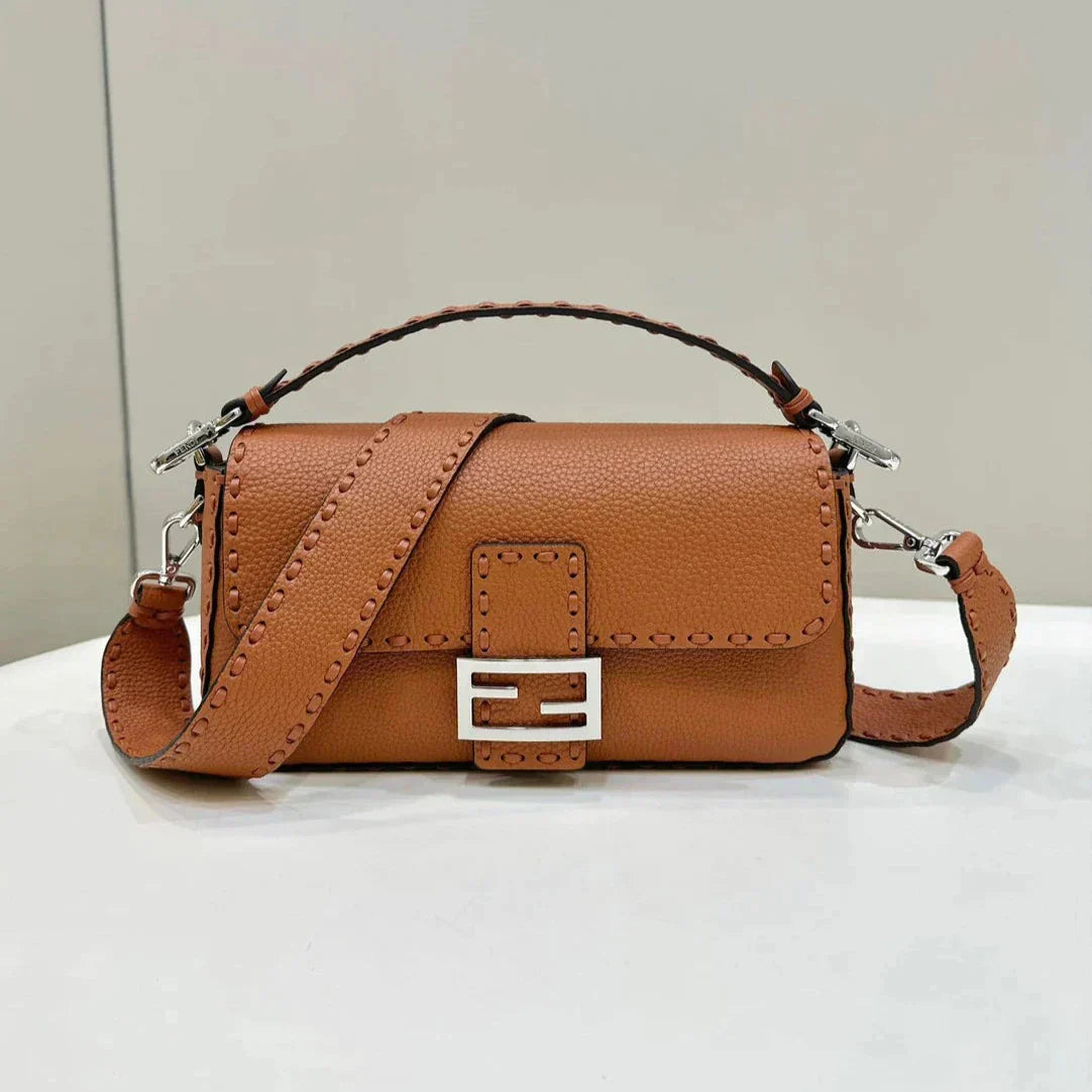 BAGUETTE 27CM TAN CALFSKIN SILVER HARDWARE mysite