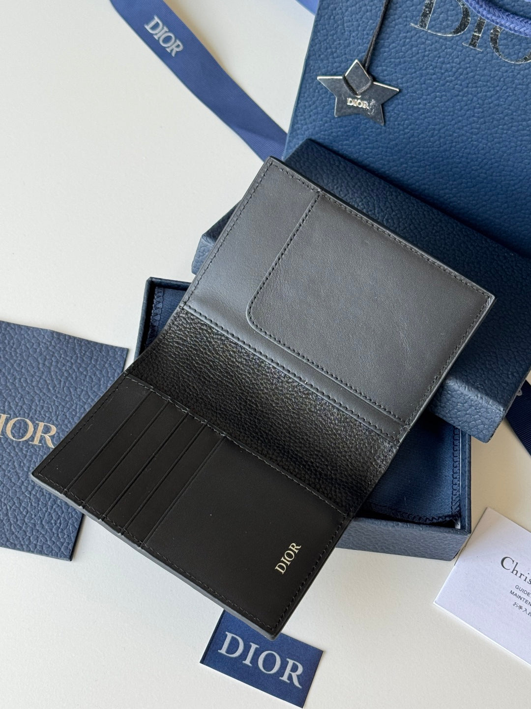 CD Vertical Bifold Card Holder Black Grain Cowhide mysite