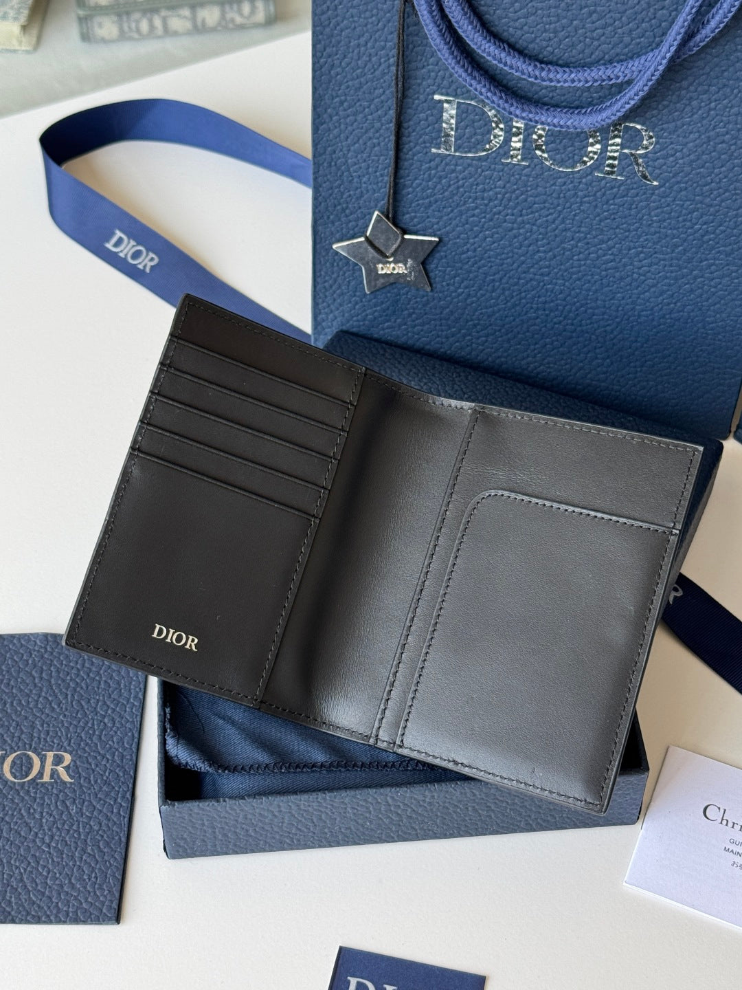CD Diamond Saddle Passport Black Cowhide mysite