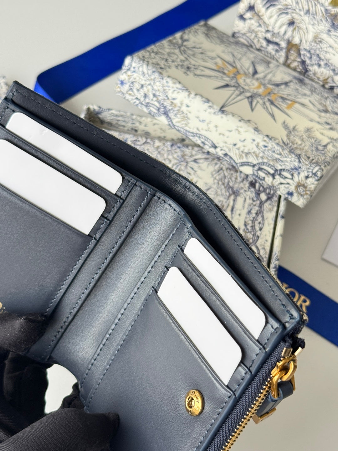 CD 30 Montaigne Dahlia Wallet 12cm Blue Fabric & Calfskin Jacquard mysite